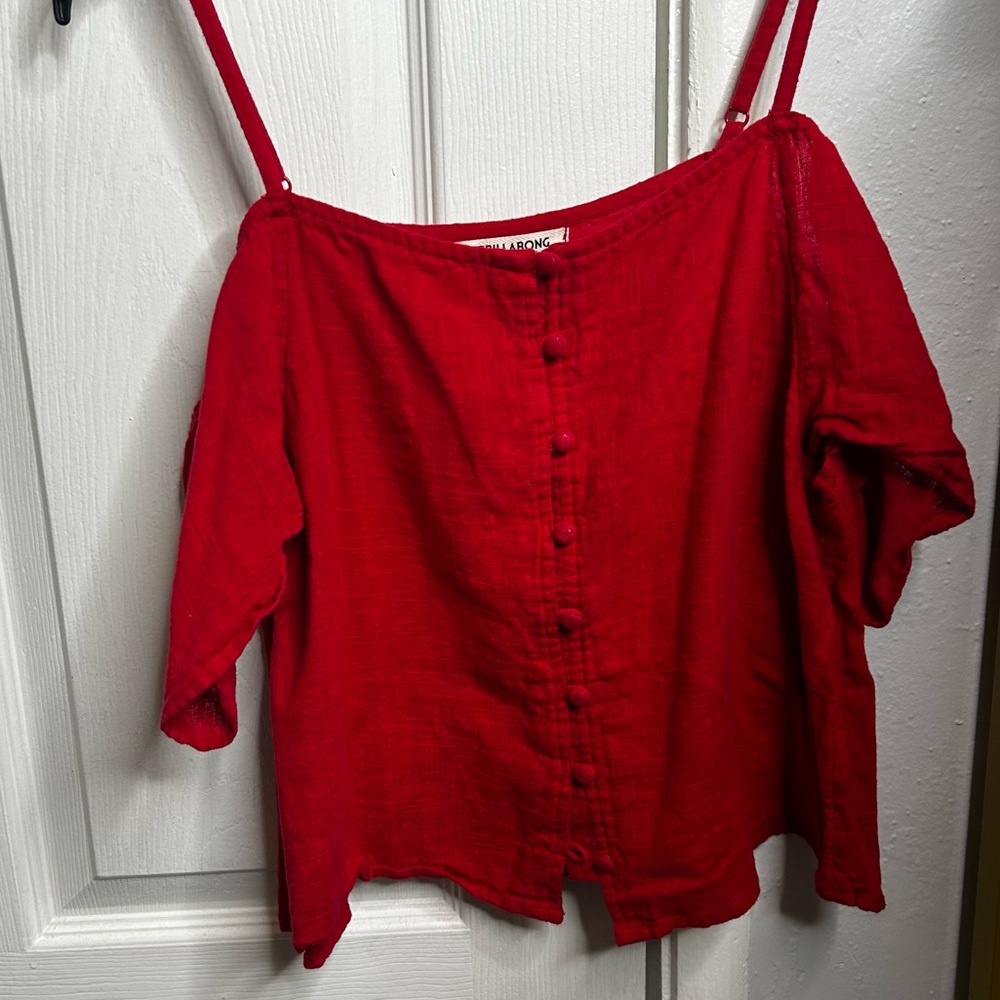 Red top only worn twice